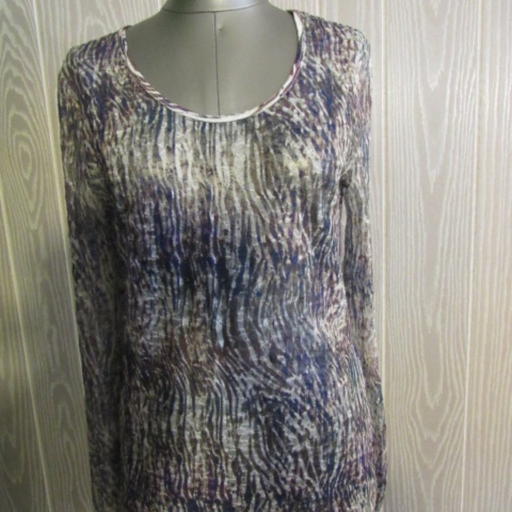 Mudd multi-color lace top